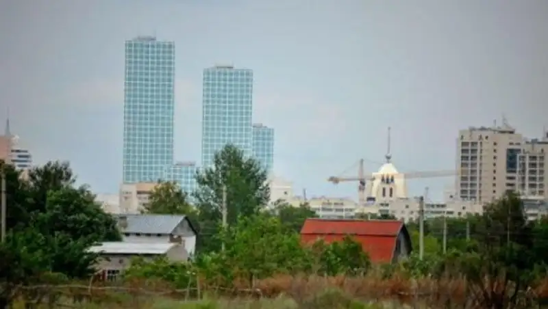 В Астане изымут дачные участки для реконструкции русла реки Есиль