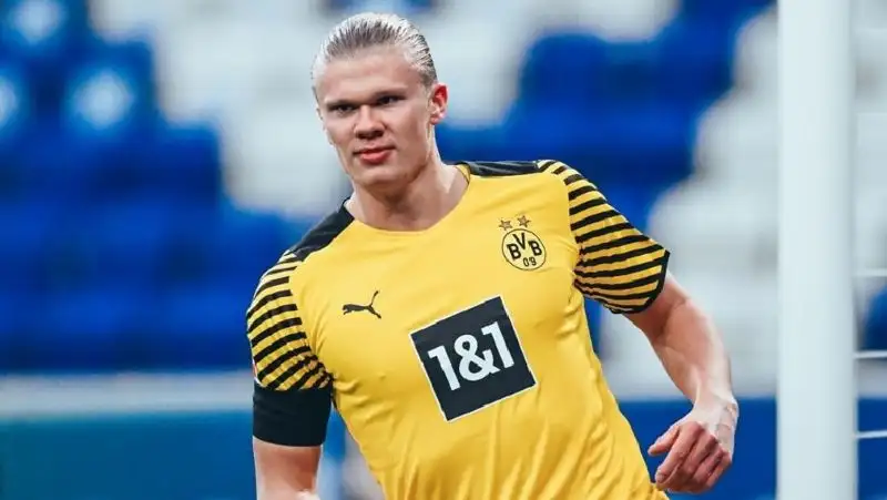 «Манчестер Сити» анонсировал трансфер Эрлинга Холанда из «Боруссии»