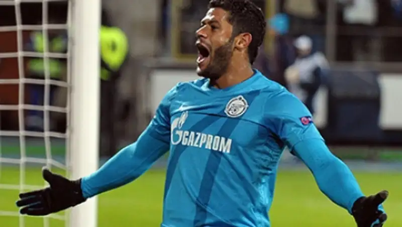 Халк пообещал спеть и станцевать на Невском проспекте