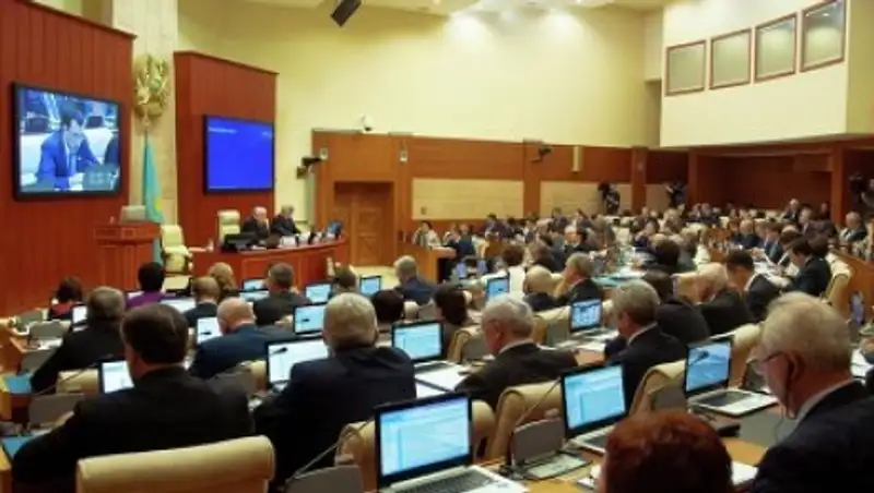 Мажилис одобрил поправки по вопросам кардинального улучшения условий для предпринимателей