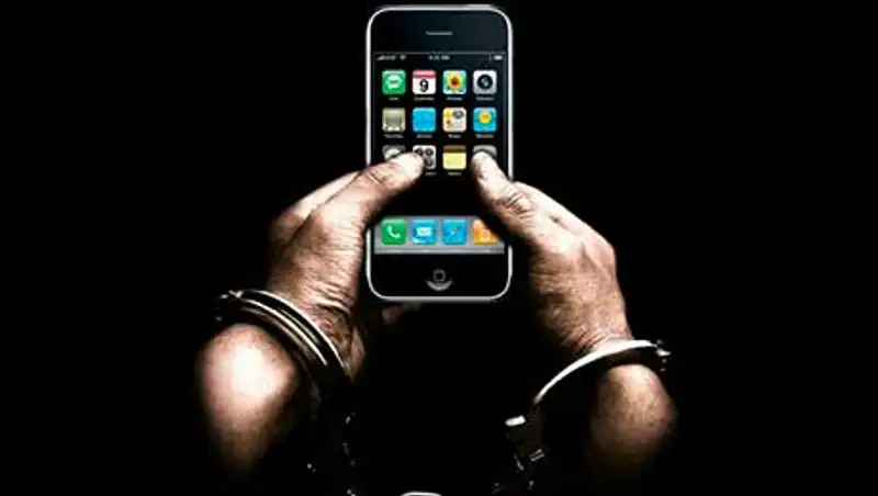 В Караганде водитель такси задержал телефонного мошенника