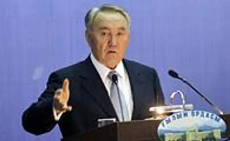 В Казахстане необходимо принять стратегию развития Национального ядерного центра - Н.Назарбаев, фото - Новости Zakon.kz от 02.12.2011 02:07