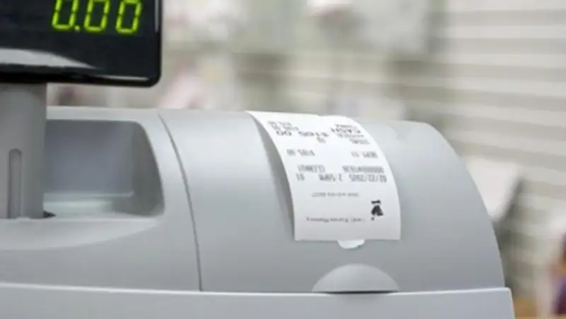 Минфин внес изменения в формы товарного чека и книги учета наличных денег