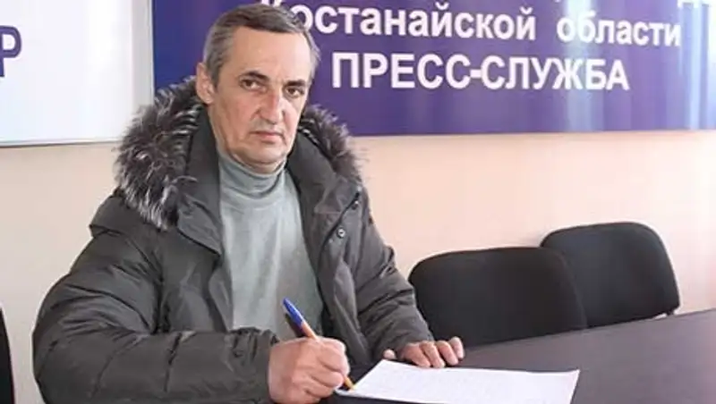 В Костанае клиенты избили и ограбили таксиста