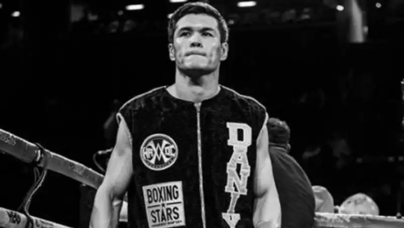 Названа дата первого боя Елеусинова в 2019 году