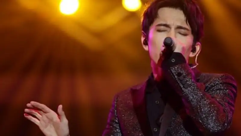 Димаш Кудайберген вышел в финал конкурса «Singer 2017»