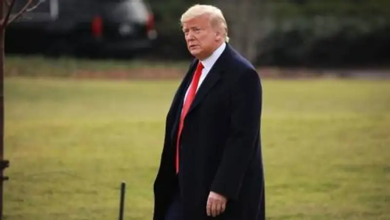 Эксперт рассказал, как коронавирус у Трампа повлиял на тенге