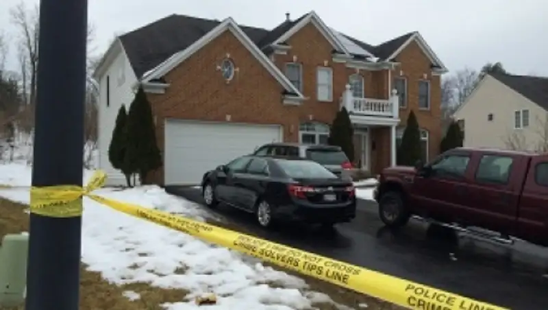 Полиция в США открыла огонь по машине, которая протаранила ворота штаб-квартиры АНБ