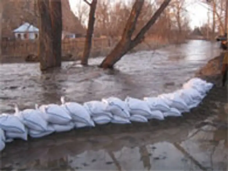 В ЗКО восстановлены все строительные объекты после паводков, фото - Новости Zakon.kz от 28.11.2011 17:23