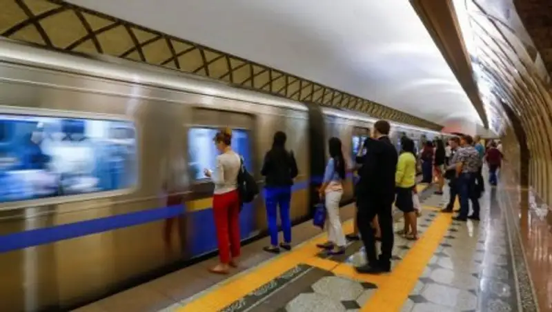 Когда Интернет и сотовая связь будут доступны в метро Алматы