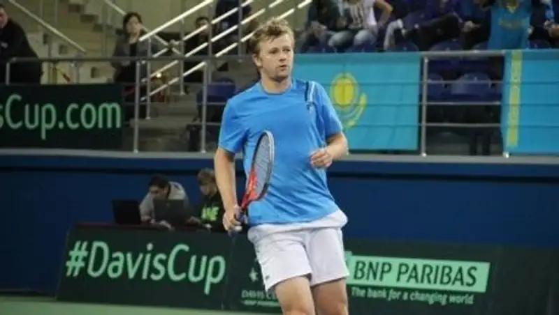 Голубев проиграл Давыденко в первом матче турнира в Дубае