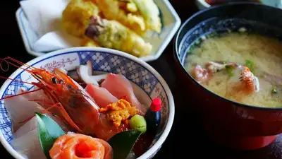 Япония требует, чтобы Китай снял запрет на японские морепродукты, фото - Новости Zakon.kz от 05.09.2023 12:49
