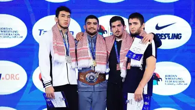 Казахстанский борец завоевал "серебро" чемпионата мира