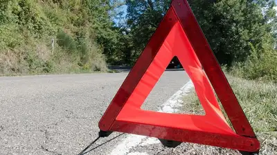  Смертельная авария: под Экибастузом водитель разогнался до 218 км/ч и погиб , фото - Новости Zakon.kz от 30.08.2023 06:22