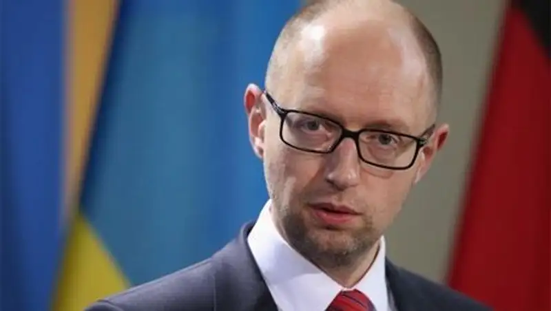 В случае необходимости мы можем ввести визовый режим с Россией - Яценюк