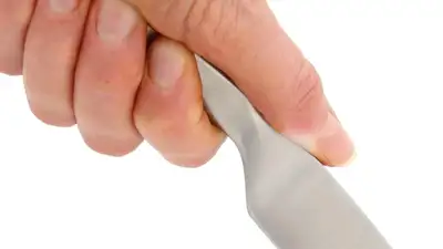 Мужчина с ножом напугал жителей Алматы , фото - Новости Zakon.kz от 20.02.2023 13:24