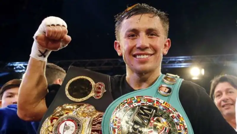 Головкин официально отказался от даты 10 декабря для проведения боя с Джейкобсом