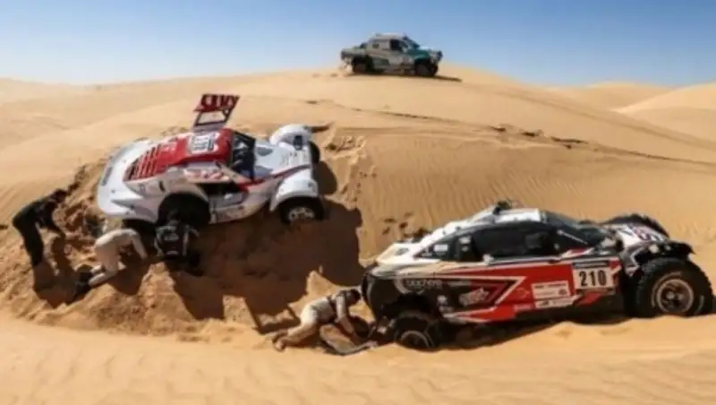 Казахстанский экипаж Шагирова на 10 этапе «Africa Eco Race» пришел к финишу четвертым 