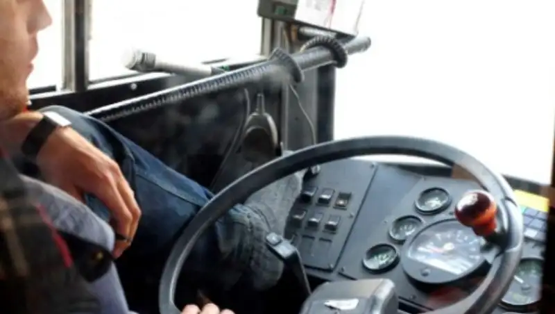 Всеобщую переаттестацию водителей автобусов предложили провести в Казахстане