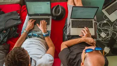 ноутбуки, фото - Новости Zakon.kz от 14.12.2022 21:33