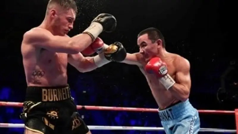 Боксер Жакиянов опустился на пятую позицию в рейтинге WBA