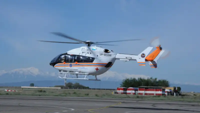 Мусор до сих пор горит: почему пожар близ Алматы не тушат с вертолета