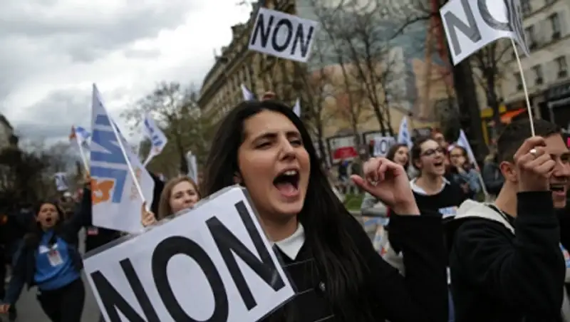 Около 120 тысяч человек приняли участие в акциях протеста во Франции