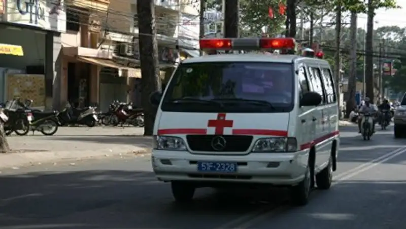 Во Вьетнаме число погибших в крупном ДТП с автобусом возросло до 12