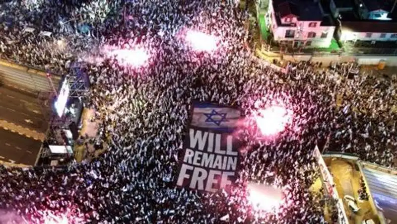 В Израиле на митинг вышли более 160 тысяч протестующих