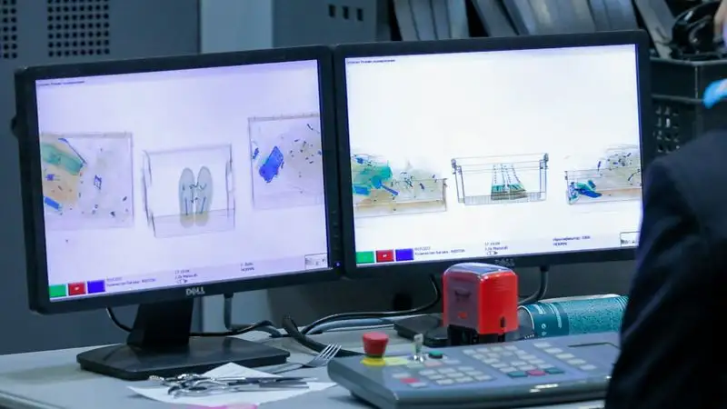 Почему в аэропорту нужно разуваться при досмотре