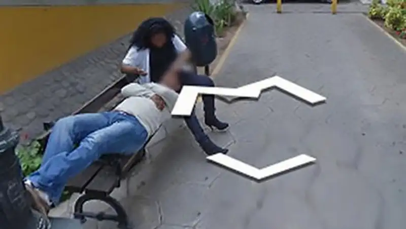 Муж узнал об измене жены с помощью Google Maps