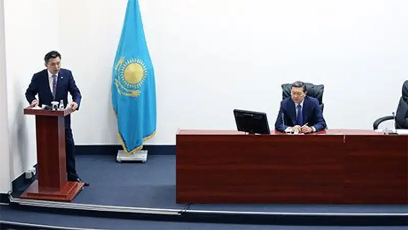 Бюджетная дисциплина должна стать приоритетом для всех госорганов - С.Ахметов