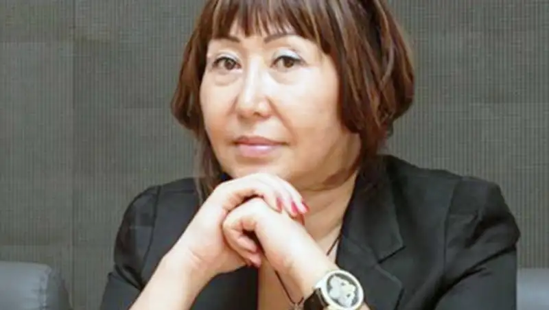 Депутат Казбекова просит Правительство обратить внимание на казахстанских школьников