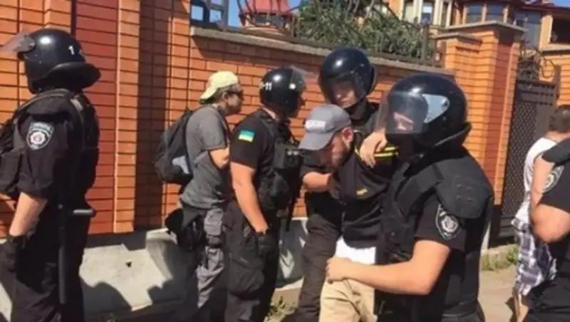 Задержание нападавших на гей-парад в Киеве