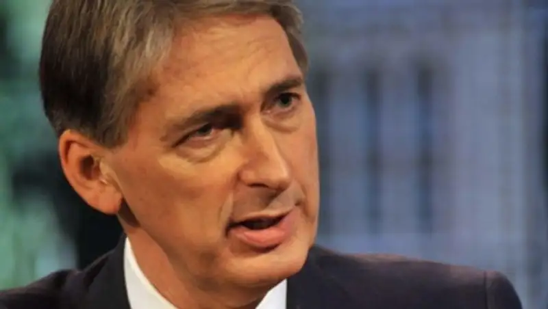 Британский МИД: Лондон не снимет санкции против РФ