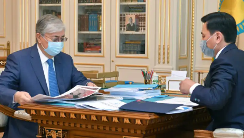 Токаев поставил ряд задач перед акимом Нур-Султана