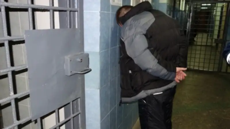 С жителя ЮКО взыщут ущерб за срыв работы банка и бизнес-центра в Астане