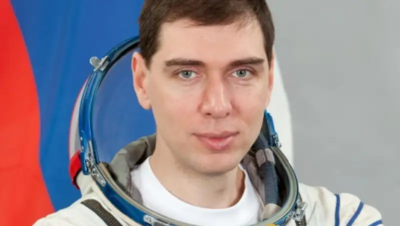 Назарбаев наградил российского космонавта Сергея Волкова орденом «Досты&#1179;»