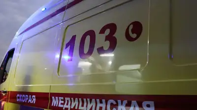 Замерзшего в Иртыше мужчину спас сотрудник ДЧС в ВКО , фото - Новости Zakon.kz от 24.04.2023 04:42