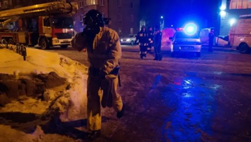 В результате взрыва газа в жилом доме в Ярославле обрушился этаж, под завалами есть люди