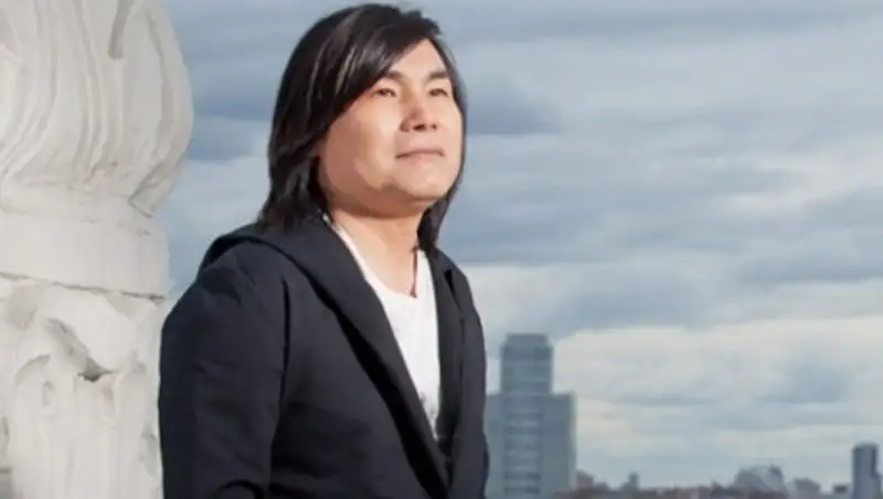 На экраны выходит новый клип Батырхана Шукенова