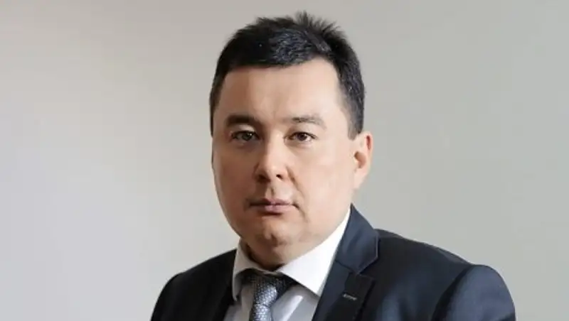 Нацбанк отстранил от должности главу совета директоров СК Amanat