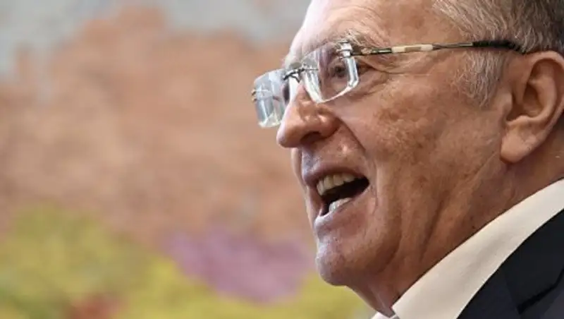 Жириновский официально стал первым кандидатом в президенты