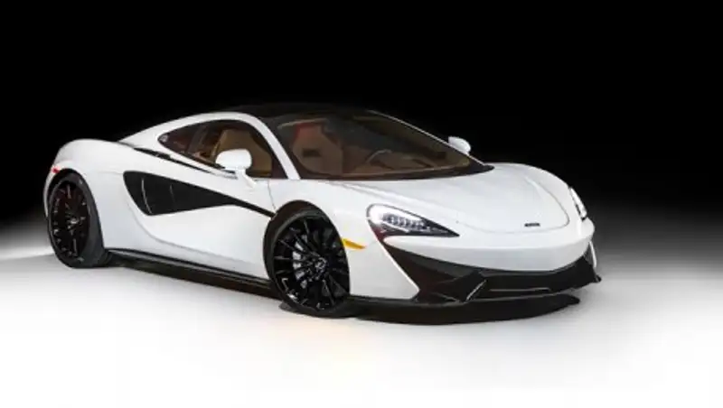 Компания McLaren представила особую версию суперкара 570GT