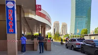 Казахстан Астана захват отделение банка Мурадов Алихан суд переговорщик