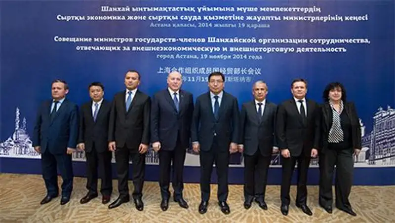 Странам ШОС необходимо решить проблему барьеров для торговли -  Е. Досаев