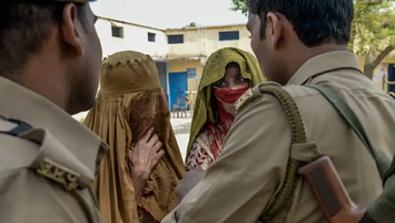 Женщину арестовали после самоубийства мужа из-за нехватки секса