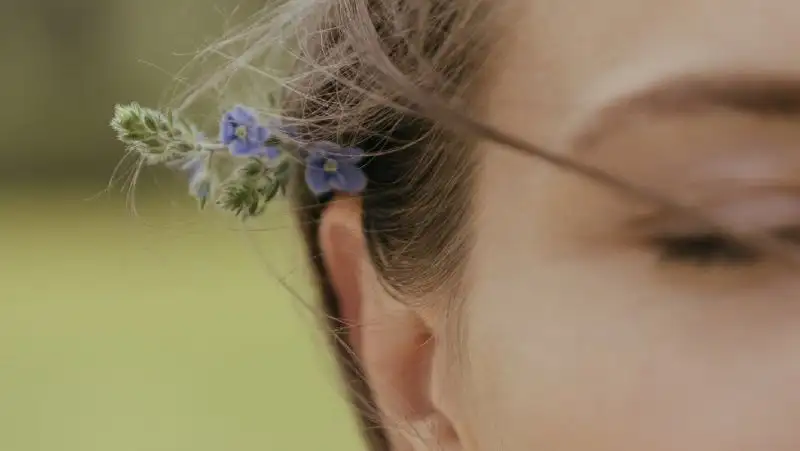 Лор-врач объяснила, почему закладывает уши