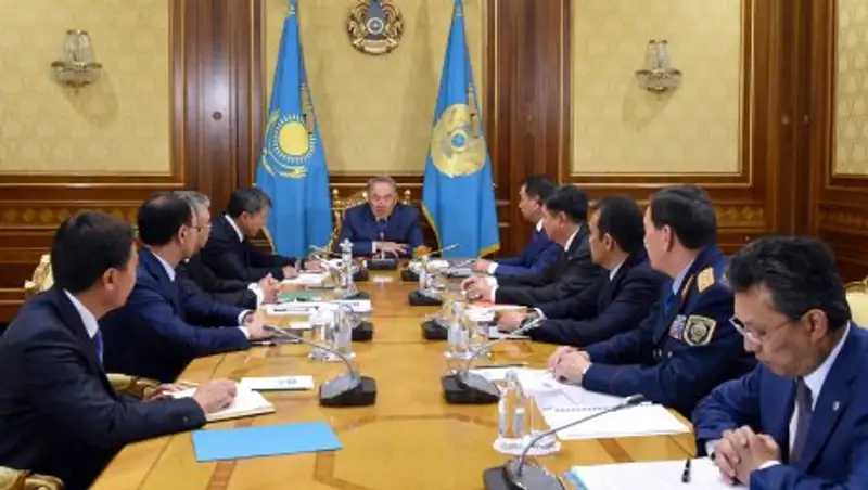 Назарбаев провел совещание по вопросам реформы правоохранительной системы