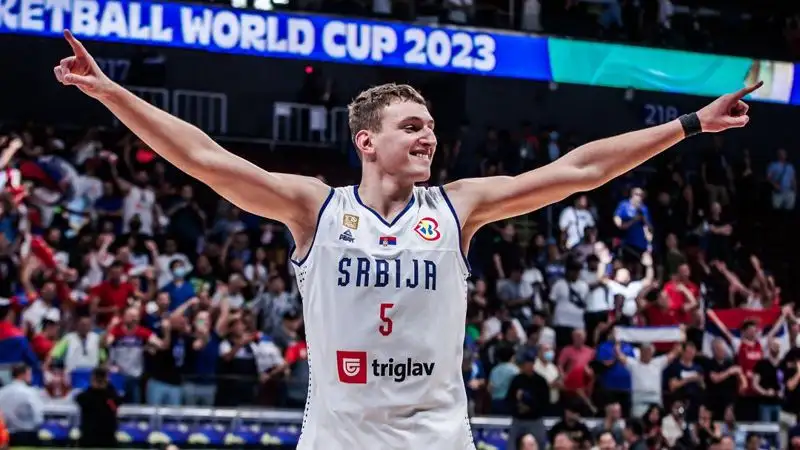 Сербия остановила сенсационный натиск Канады в полуфинале ЧМ-2023 по баскетболу
